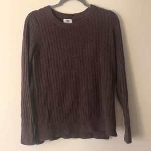 Maroon sweater